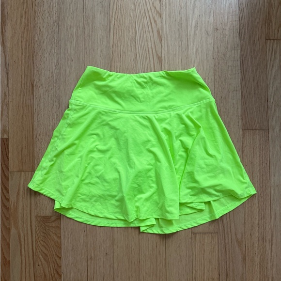 Neon Green Active Sport Skort - Picture 1 of 3